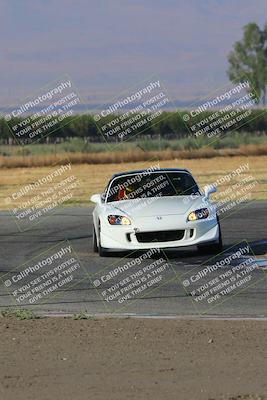 media/Sep-17-2023-Speed Ventures (Sun) [[7e780ba612]]/Green/Session 1 (Grapevine)/